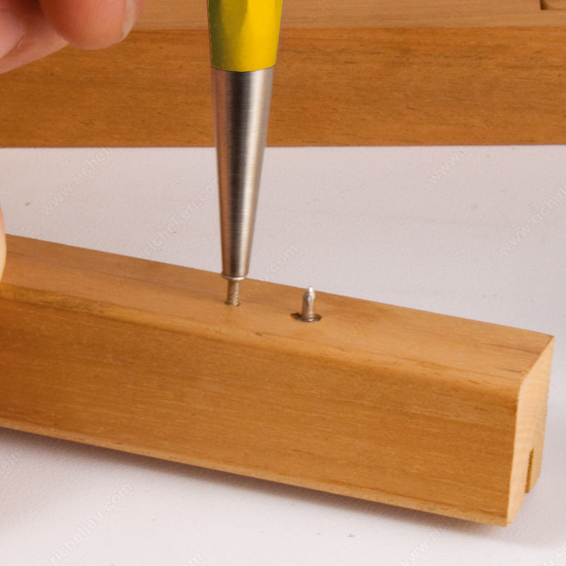 Double Head Skirting Thread Seamless Nail